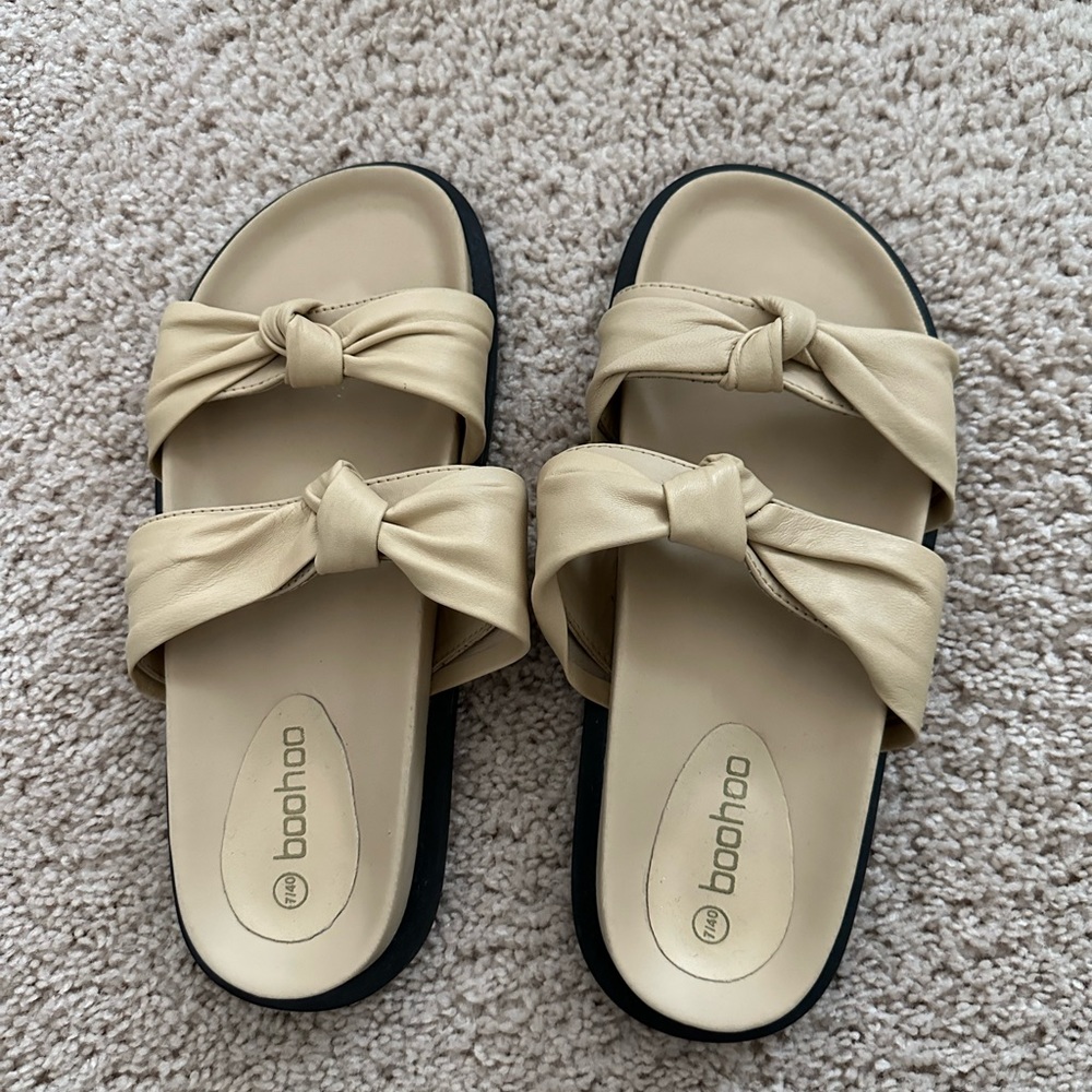 Boohoo sandals
